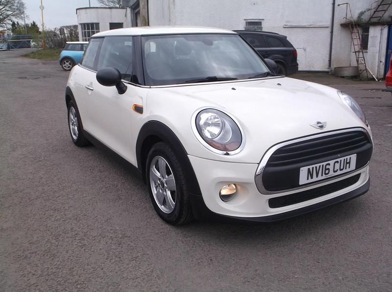 Usado Mini One D Hatch 2016 Blanco Utilitario