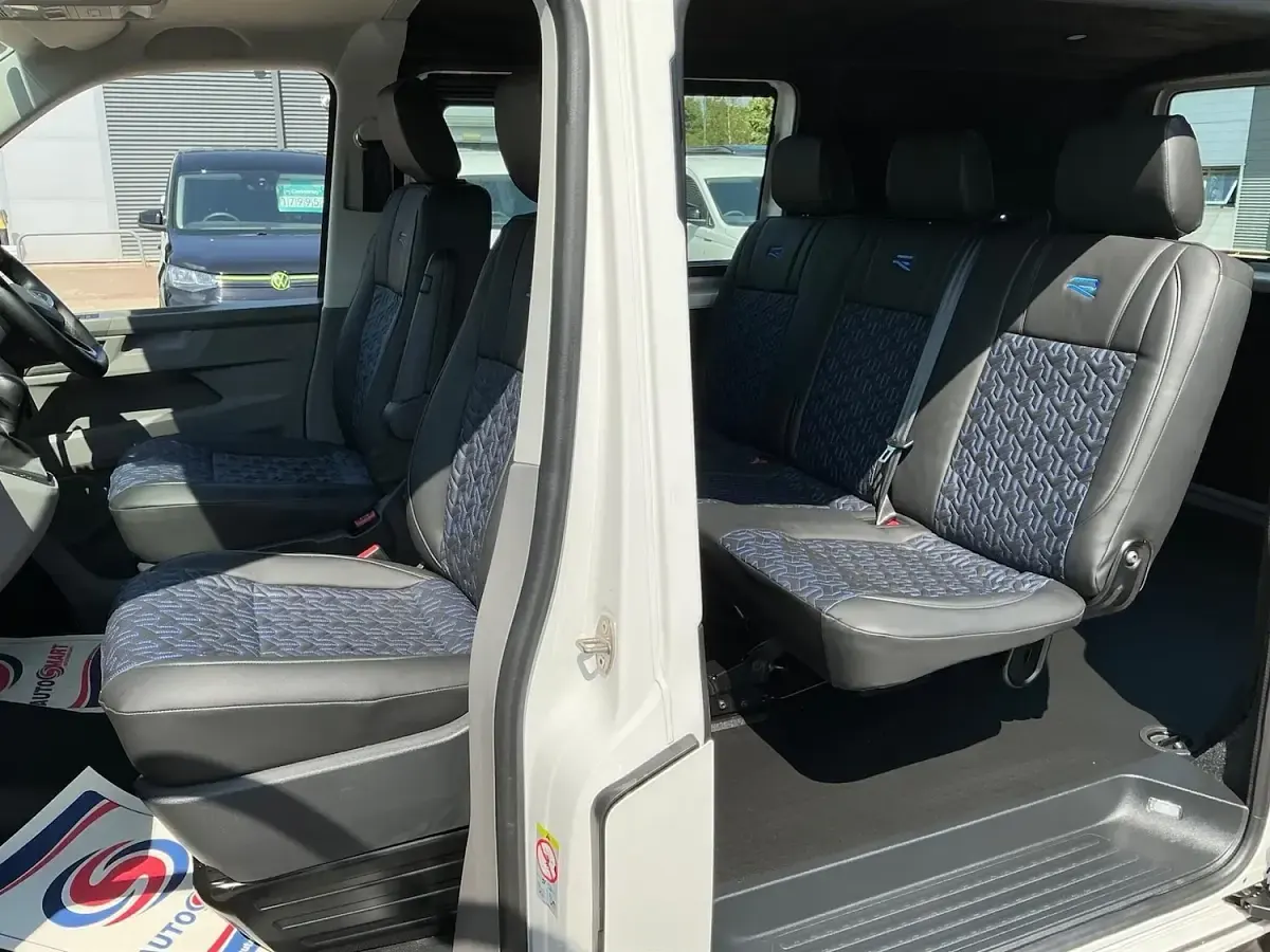 Used VW T7 Sportline 2025 White Van