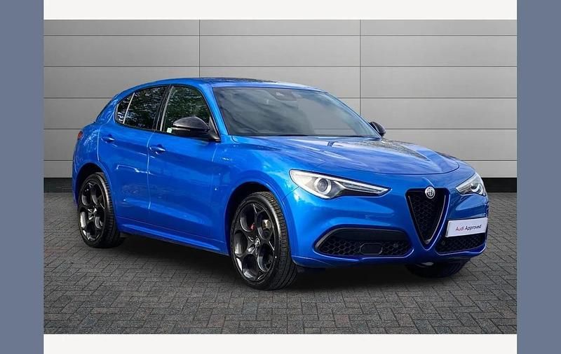 Used Alfa Romeo Stelvio Veloce 280 HP (205 kW) 2022 Blue SUV