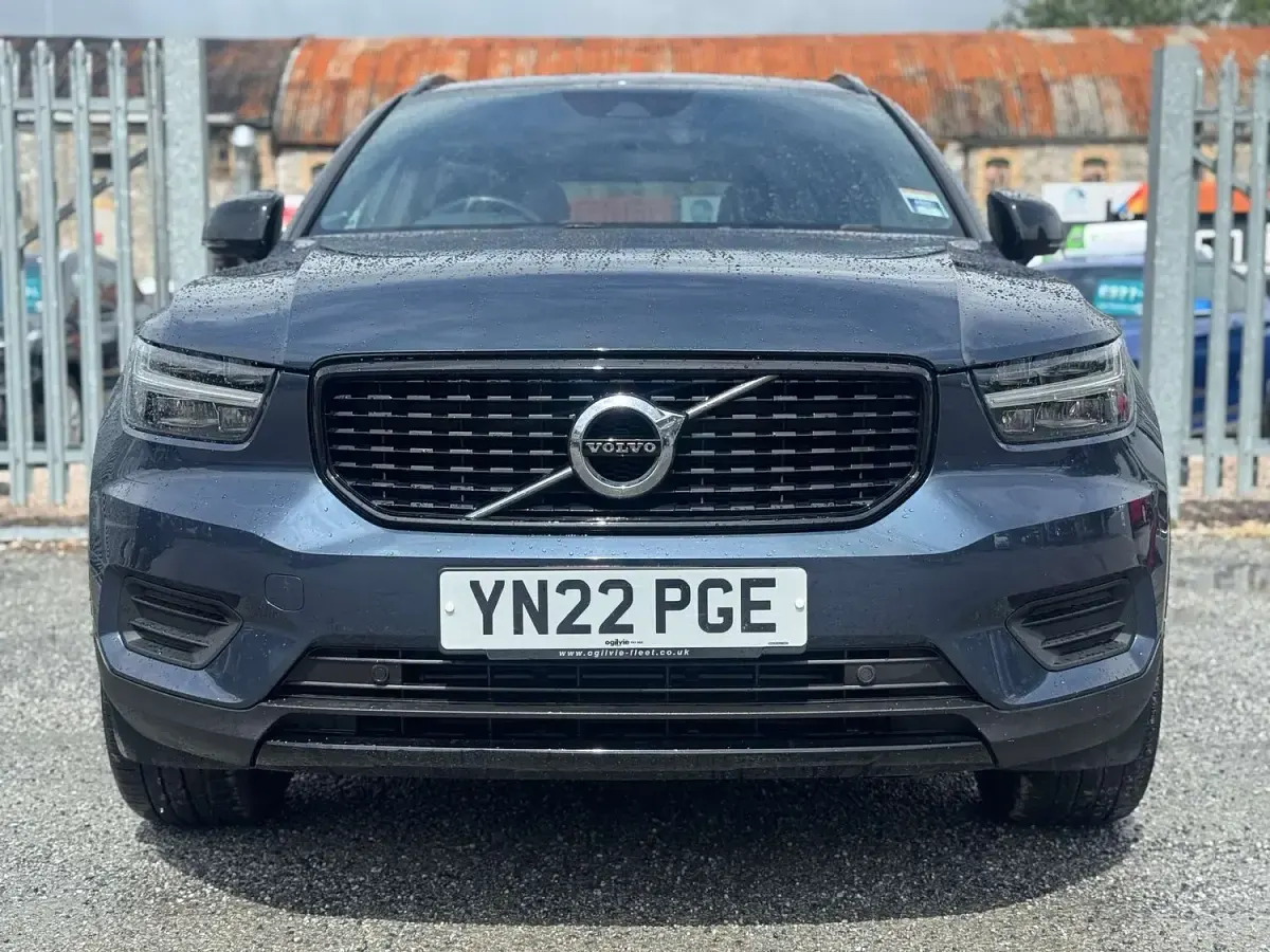 Used Volvo XC40 R-Design 2022 Blue SUV