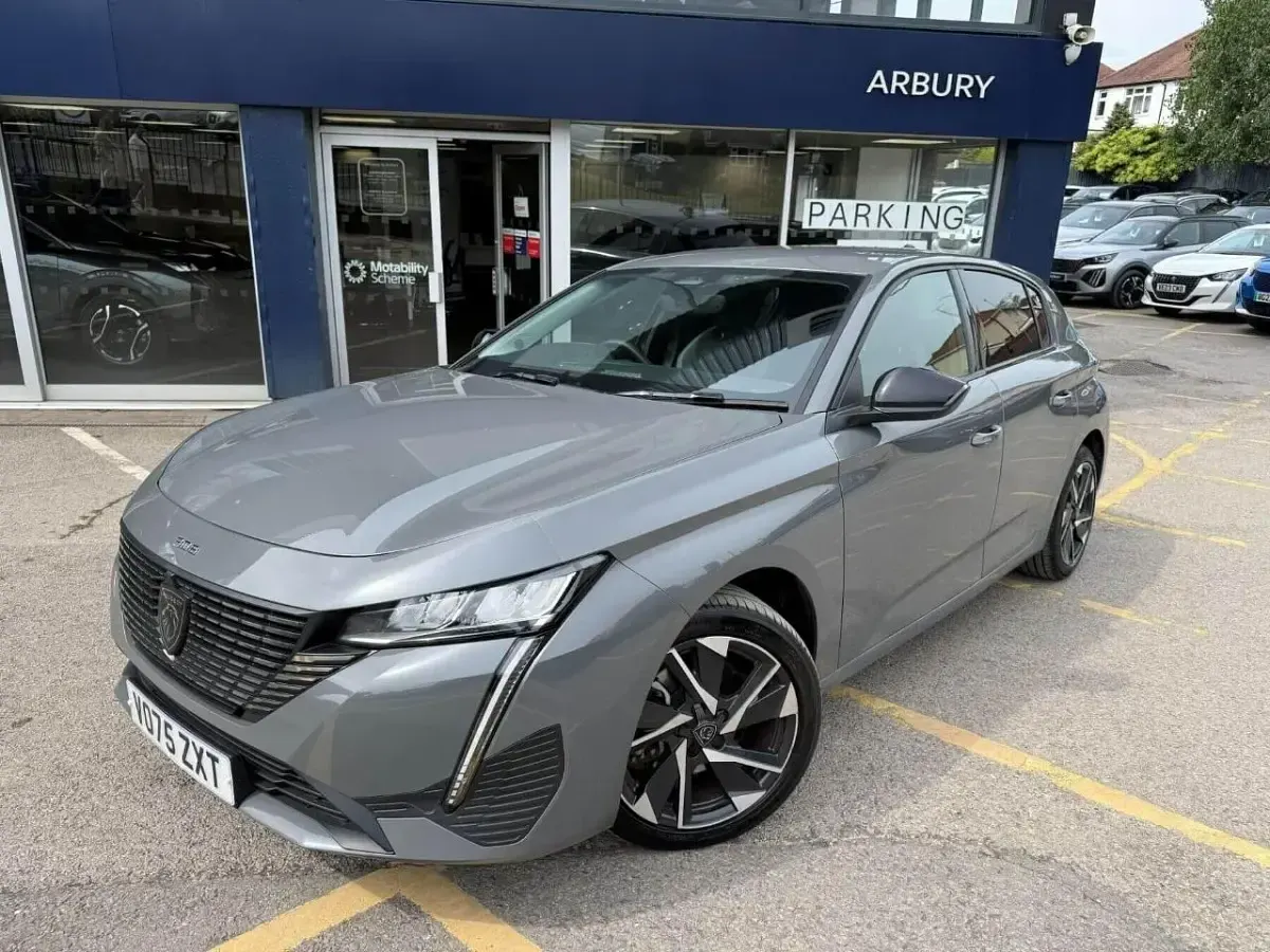 Used Peugeot 308 Allure 134 HP (98 kW) 2025 Grey Hatchback