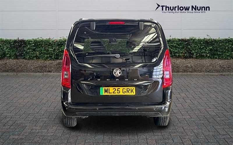 Used Vauxhall Combo Ultimate 100 kW (136 HP) 2025 Black MPV