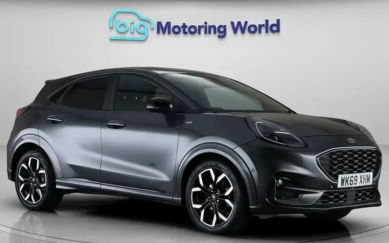 Usado Ford Puma ST-Line X 125 HP (91 kW) 2020 Cinzento SUV