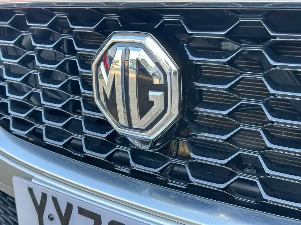 Used MG ZS Exclusive 106 HP (77 kW) 2020 Silver SUV