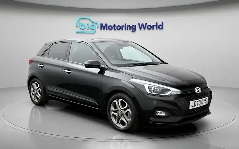 Używany Hyundai i20 Premium SE 120 KM (88 kW) 2020 Czarny Hatchback