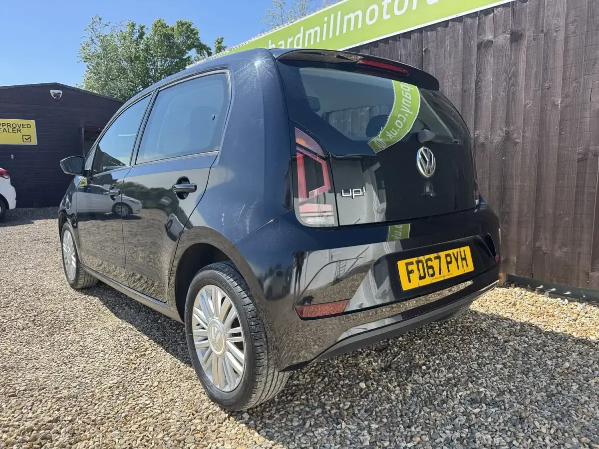 Used VW up! move up! 60 HP (44 kW) 2017 Black Hatchback