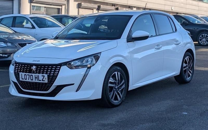 Used Peugeot 208 Allure Premium 102 HP (75 kW) 2021 White Hatchback