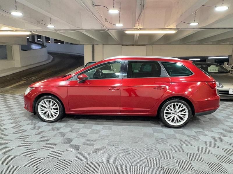 Used Seat Leon SE 2014 Red Estate