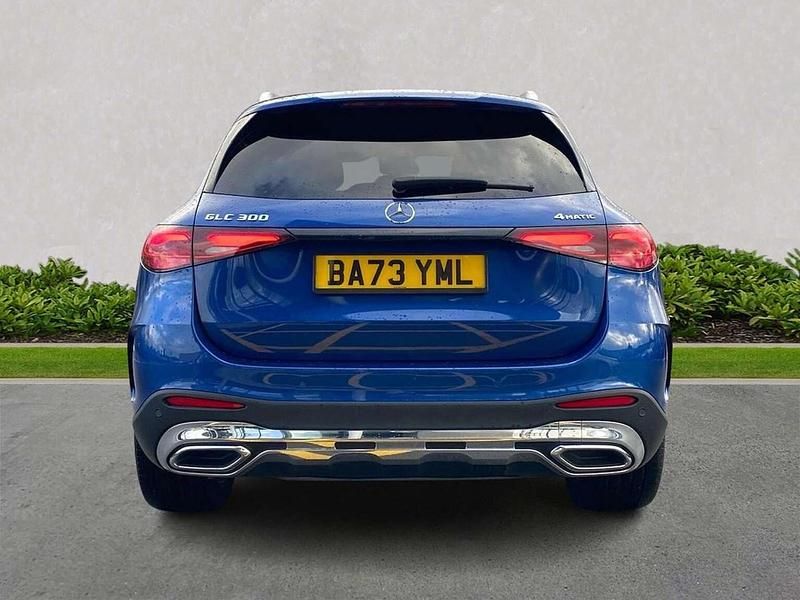 Used Mercedes GLC300e AMG Line Premium Plus 280 HP (205 kW) 2024 Blue Estate