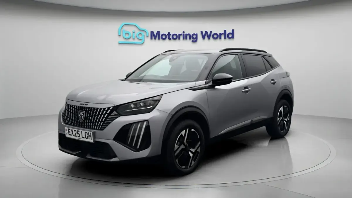 Used Peugeot 2008 GT 131 HP (96 kW) 2024 Grey SUV