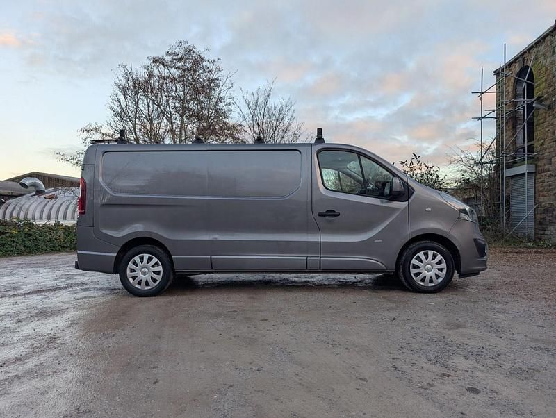Grey Used 2015 Vauxhall Vivaro Sportive Van | £5,695 (Good price) - Image 1/3