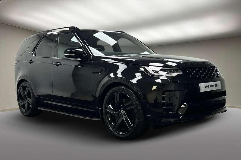 Black Used 2025 Land Rover Discovery 5 HSE Dynamic SUV | £67,000 - Image 1/4