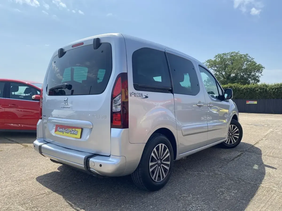 Used Peugeot TePee Active 2016 Silver MPV