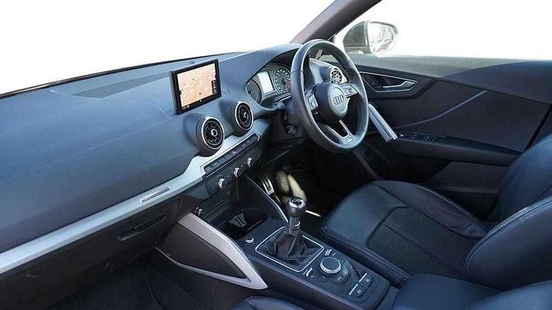 Used Audi Q2 S-Line 113 HP (83 kW) 2020 Black SUV