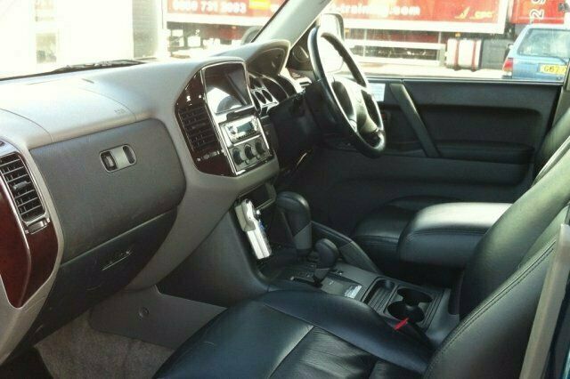 Used Mitsubishi Shogun 200 HP (147 kW) 2001 SUV