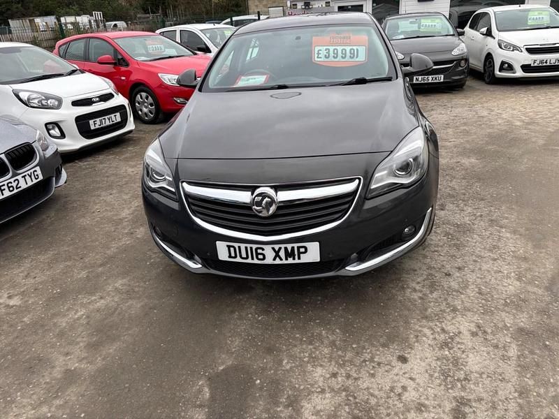 Used Vauxhall Insignia Design Edition 2016 Grey Hatchback