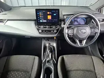 Used Toyota Corolla 140 HP (102 kW) 2023 Grey Hatchback