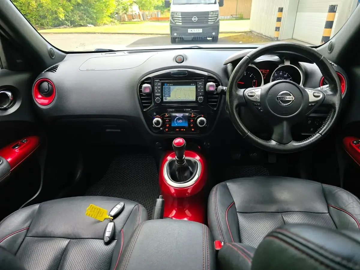 Used Nissan Juke Tekna 108 HP (79 kW) 2014 Grey SUV
