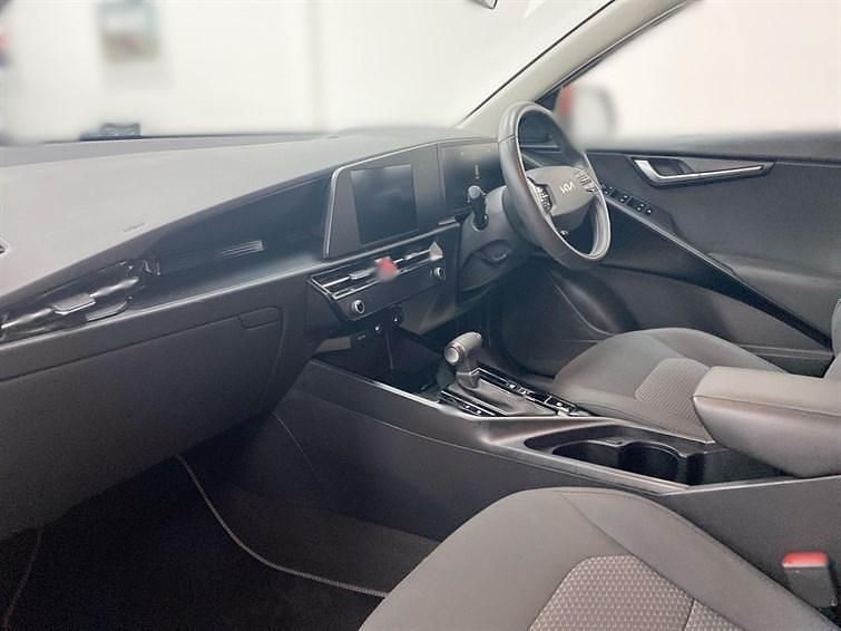 Used Kia Niro 2023 Orange SUV