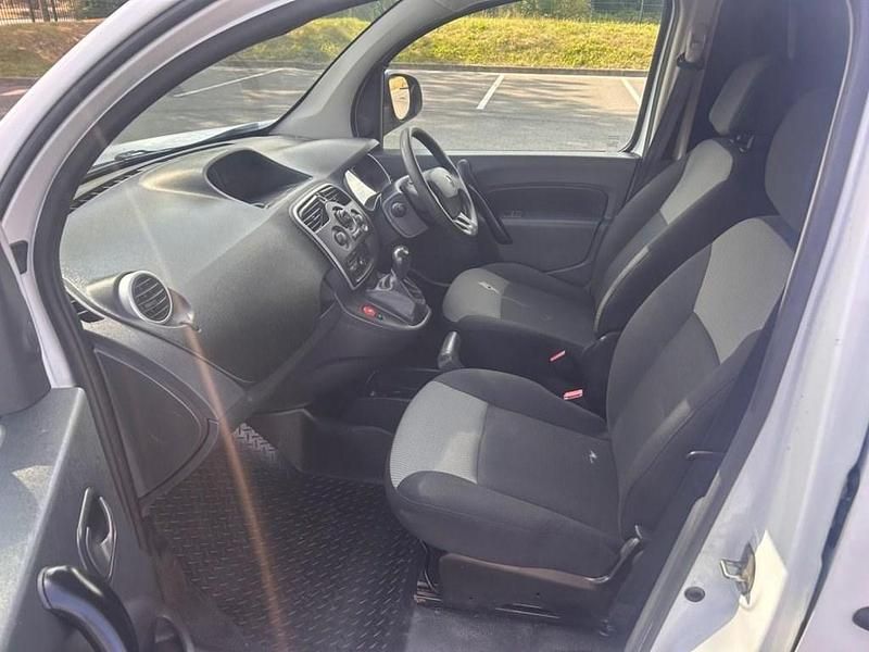 Used Renault Kangoo Business 44 kW (60 HP) 2020 White Sedan