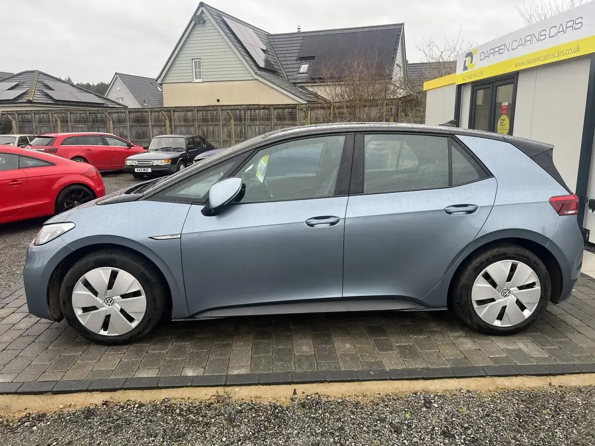 Used VW ID.3 Pro Performance 61 kW (84 HP) 2021 Blue Hatchback