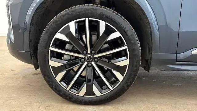 Usado Volvo XC90 Ultra 247 HP (181 kW) 2025 SUV