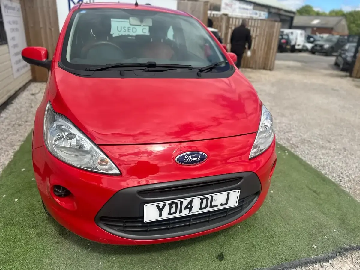 Used Ford Ka S 69 HP (50 kW) 2014 Red Hatchback
