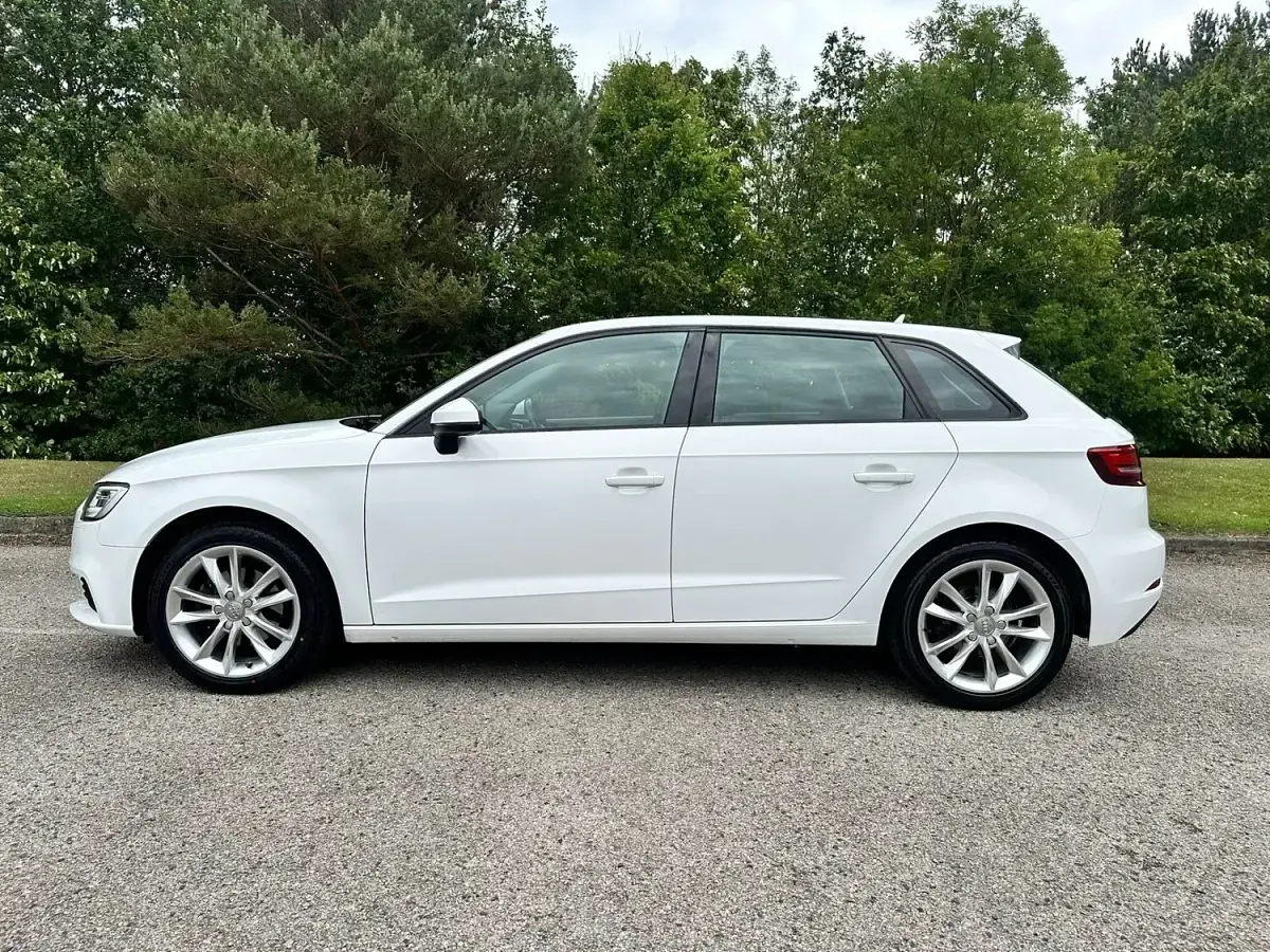 Used Audi A3 150 HP (110 kW) 2018 White Sedan