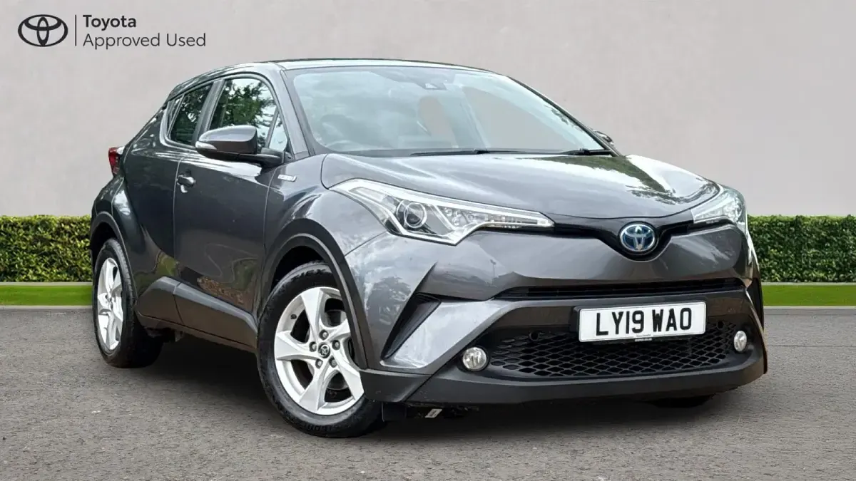 Used Toyota C-HR 122 HP (89 kW) 2019 SUV