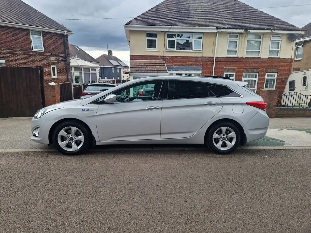 Used Hyundai i40 Style 2013 Silver Estate