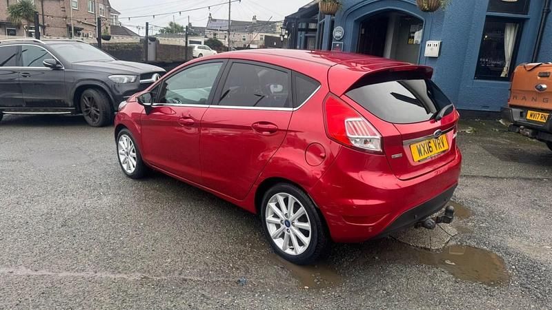 Used Ford Fiesta Titanium 2016 Red Hatchback