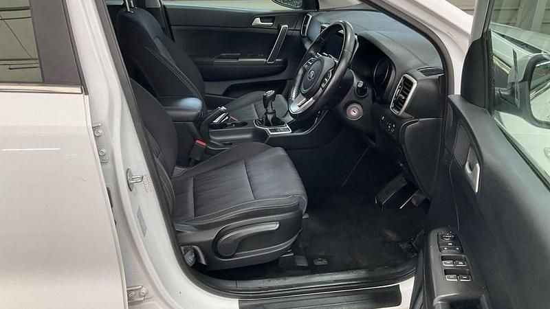 Used Kia Sportage 130 HP (95 kW) 2020 White SUV