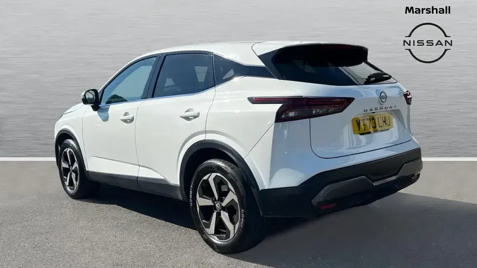 Used Nissan Qashqai N-Connecta 158 HP (116 kW) 2023 White SUV