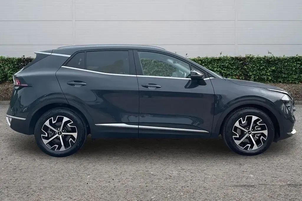 Used Kia Sportage 136 HP (100 kW) 2025 Grey SUV