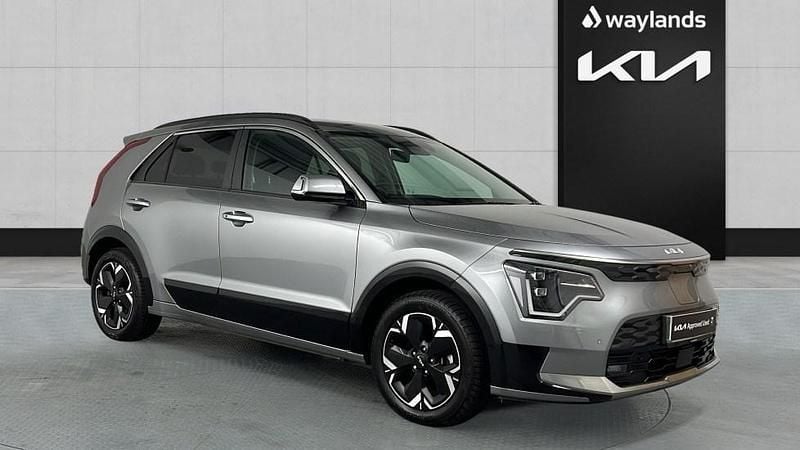 Grey Used 2023 Kia e-Niro SUV | £21,490 (Fair price) - Image 1/4
