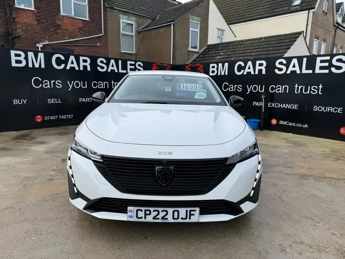 Second-hand Peugeot 308 Active Premium 130 CP (95 kW) 2022 Alb Hatchback