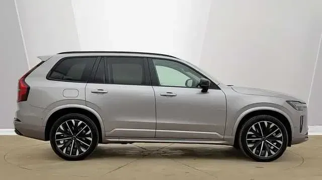 Used Volvo XC90 Plus 449 HP (330 kW) 2026 SUV