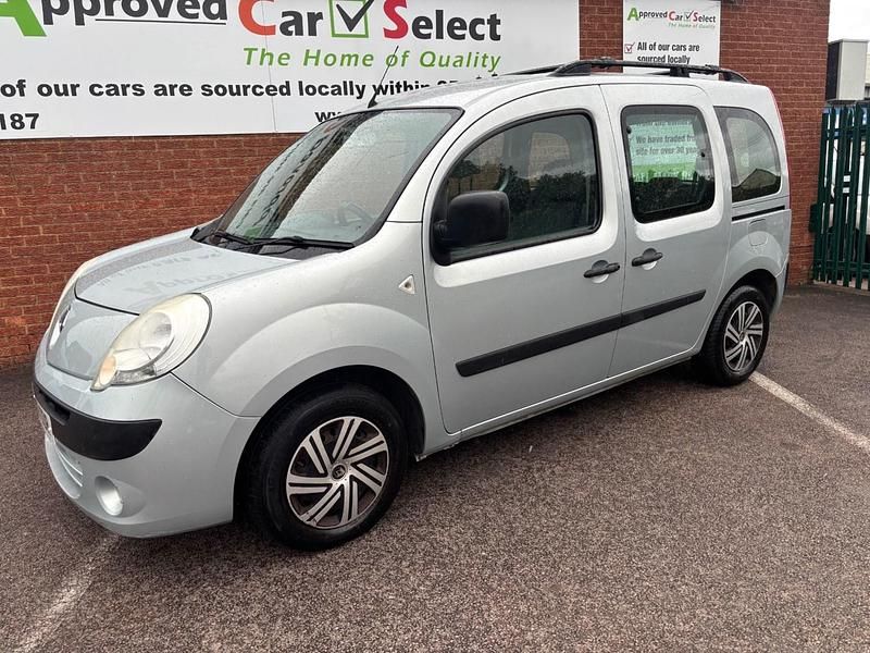 Used Renault Kangoo Expression 106 HP (77 kW) 2010 Grey MPV