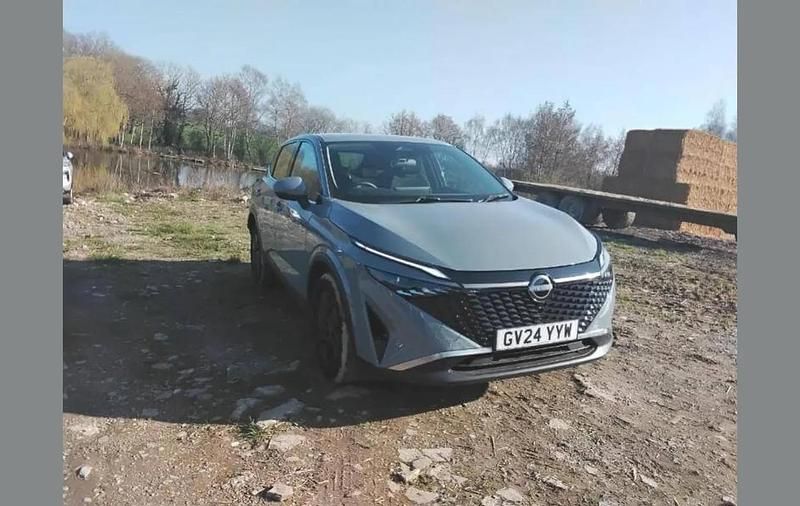 Used Nissan Qashqai Acenta Premium 155 HP (114 kW) 2024 Grey SUV