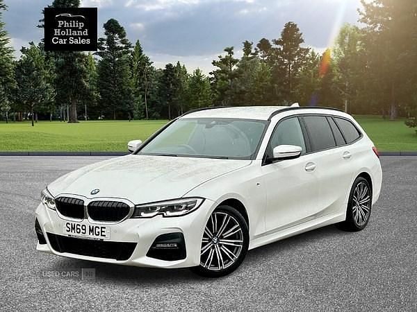 White Used 2020 BMW 320 M Sport Estate | £20,995 (A bit pricey) - Image 1/4