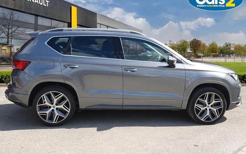 Usado Seat Ateca FR Sport 150 CV (110 kW) 2023 Gris SUV
