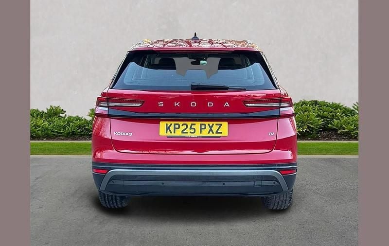New Skoda Kodiaq SE 200 HP (147 kW) 2025 Red SUV