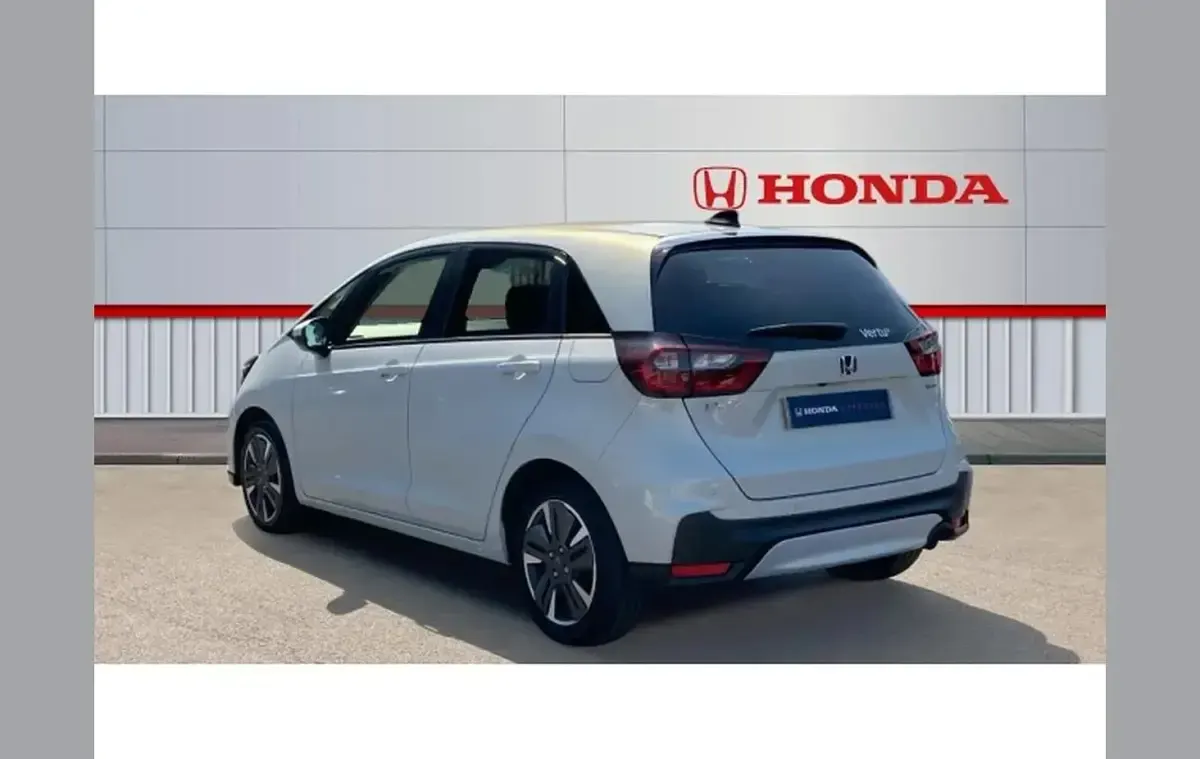 Used Honda Jazz Advance 122 HP (89 kW) 2023 White Hatchback