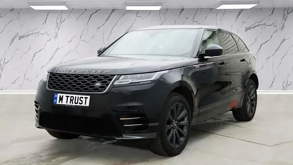 Used Land Rover Range Rover Velar SE Dynamic 180 HP (132 kW) 2019 Black SUV