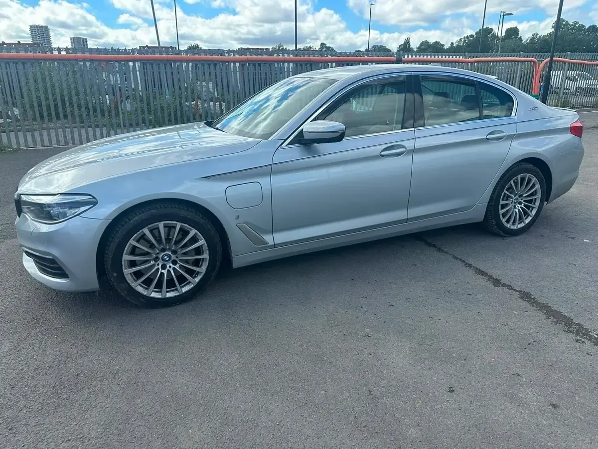 Used BMW 530e Executive 252 HP (185 kW) 2019 Silver Sedan
