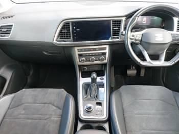 Begagnad Seat Ateca Xperience 150 HK (110 kW) 2023 Grå SUV