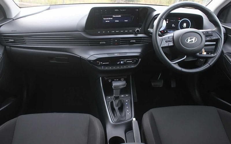 Used Hyundai i20 Premium 101 HP (74 kW) 2025 Hatchback