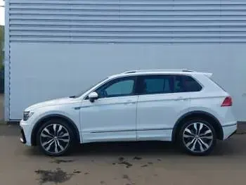 Second-hand VW Tiguan R-line 150 CP (110 kW) 2020 Alb SUV