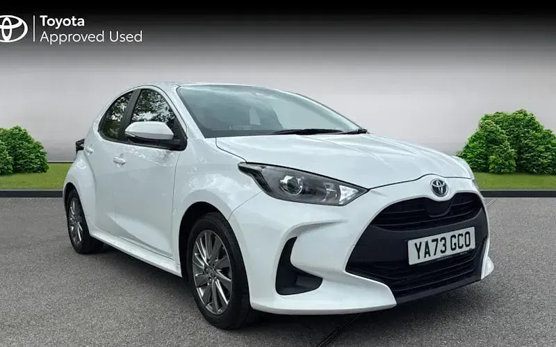 Used Toyota Yaris Hybrid 116 HP (85 kW) 2026 Hatchback