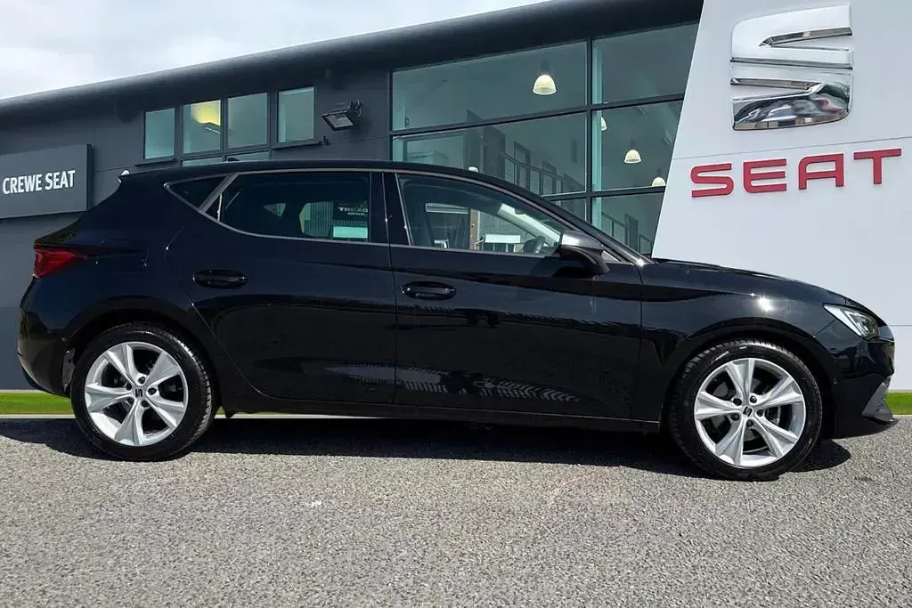 Used Seat Leon FR 2024 Black Hatchback